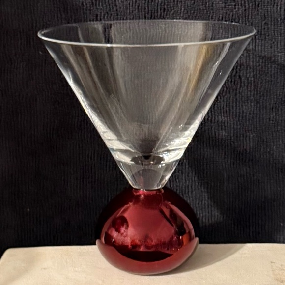 Ruby Red based martini glass. 8oz - Picture 1 of 10